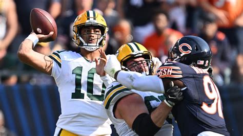 bears vs packers rivalry|Jordan Love says the Bears are his favorite team to play against.